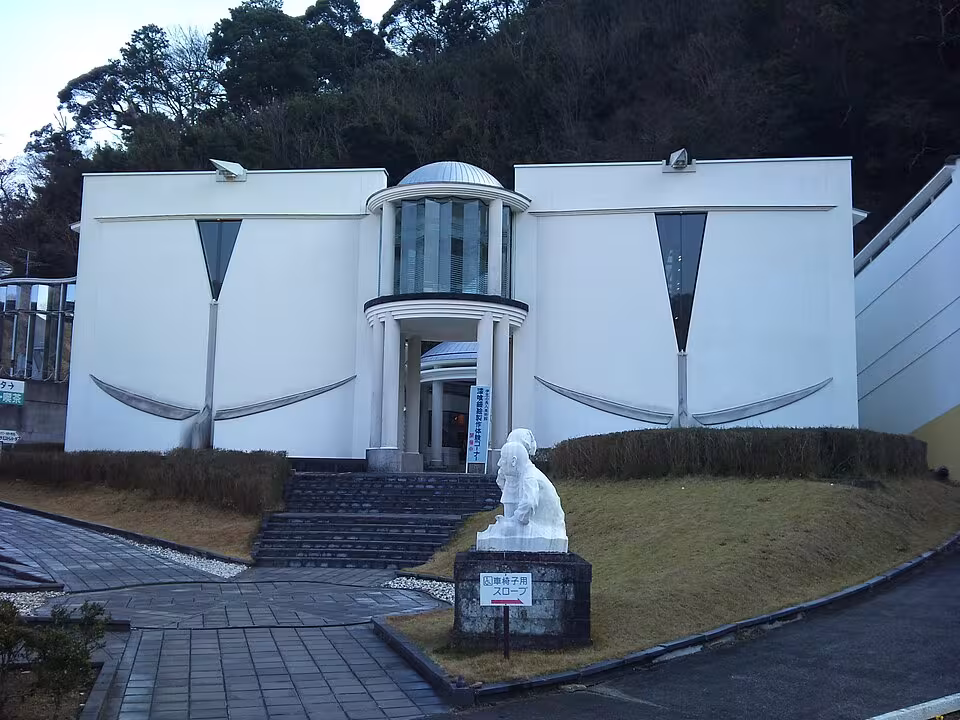 伊豆の長八美術館