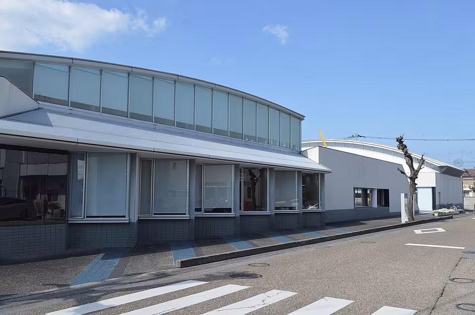 中津市立小幡記念図書館